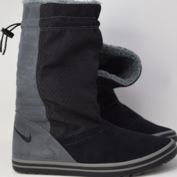 nike boots for women
